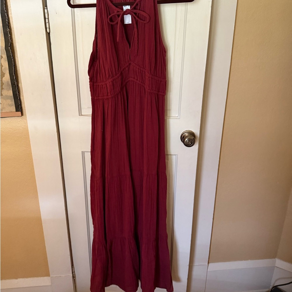 Old Navy Burgundy Maxi Dress